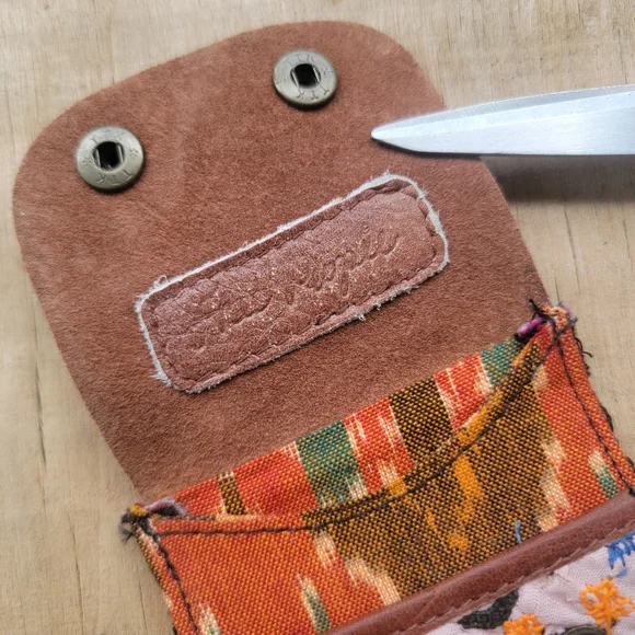 🎱🔮 Free People Boho Embroidered Repurposed vtg banjara hippie Wallet card case - Picture 7 of 16